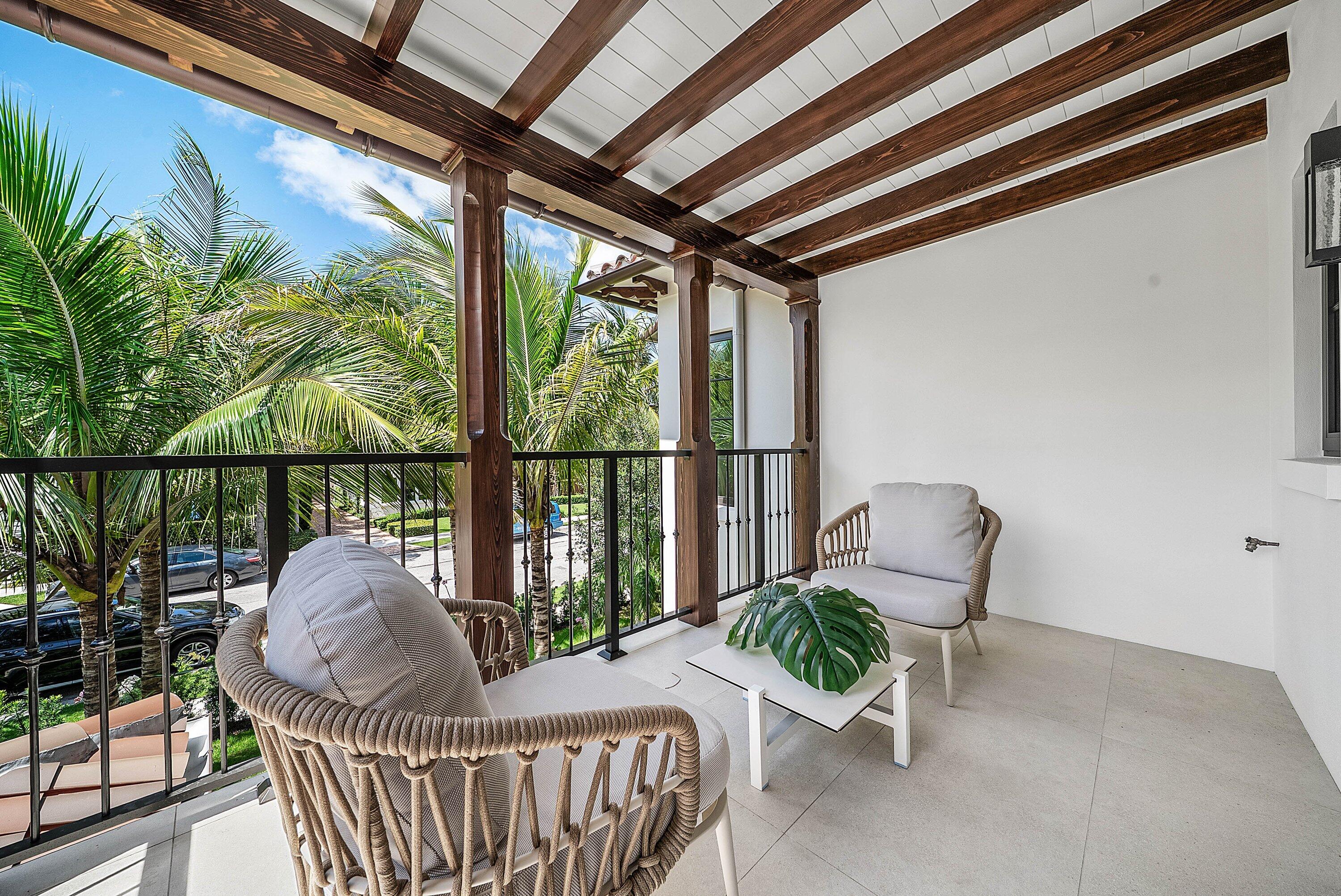 230 Pershing Way West Palm Beach, FL 33401