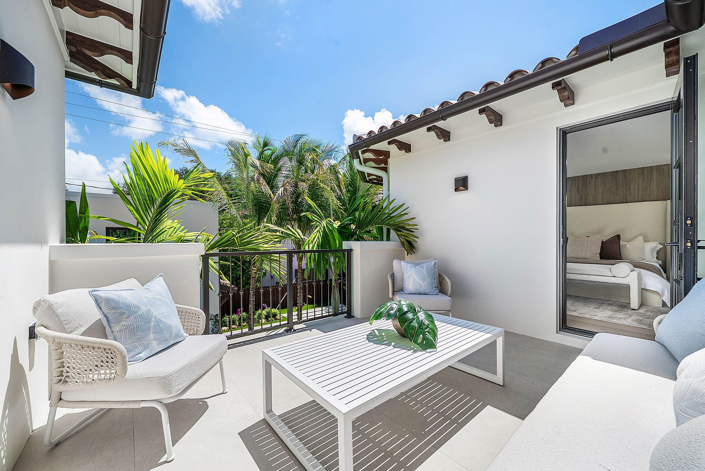 230 Pershing Way West Palm Beach, FL 33401