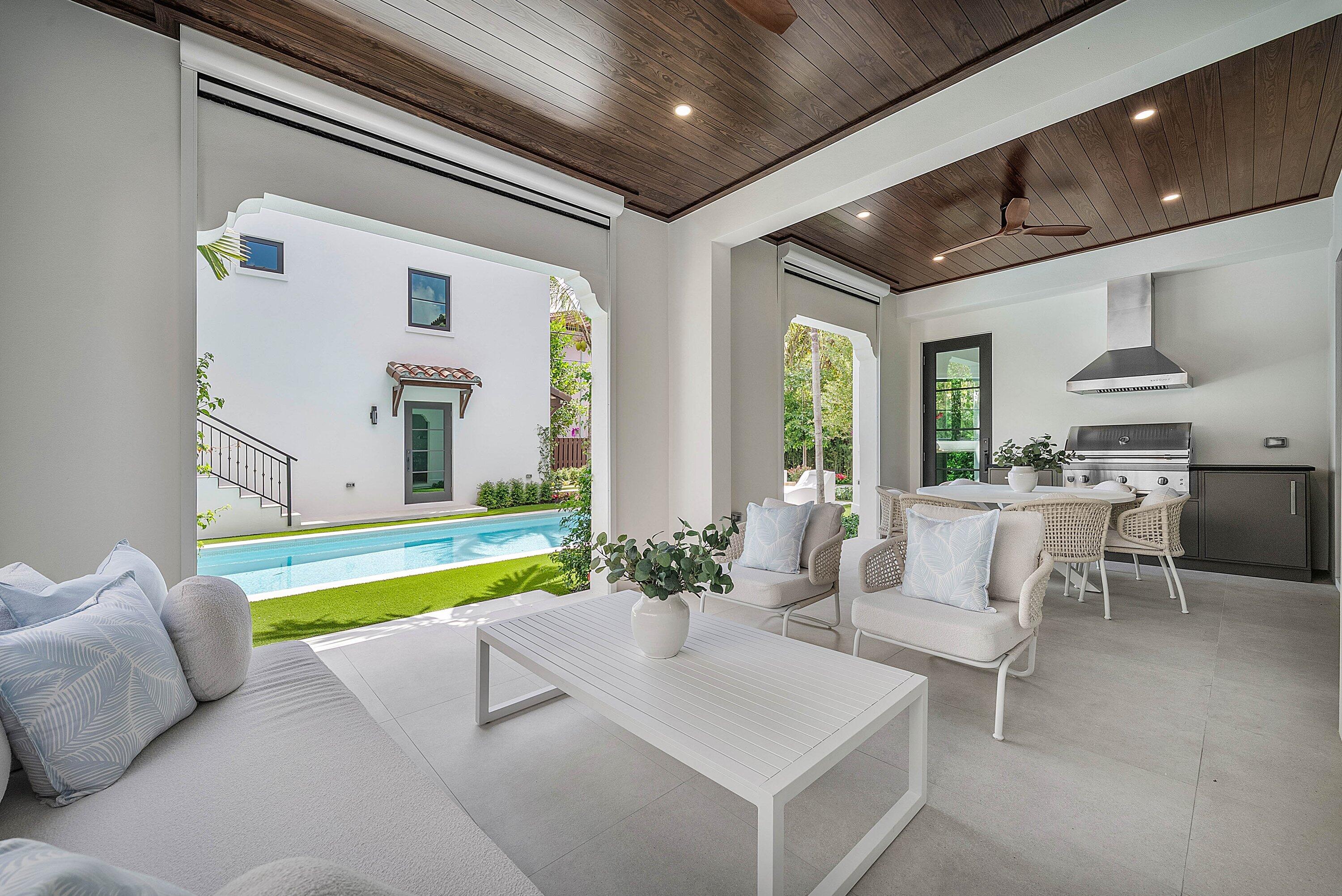 230 Pershing Way West Palm Beach, FL 33401