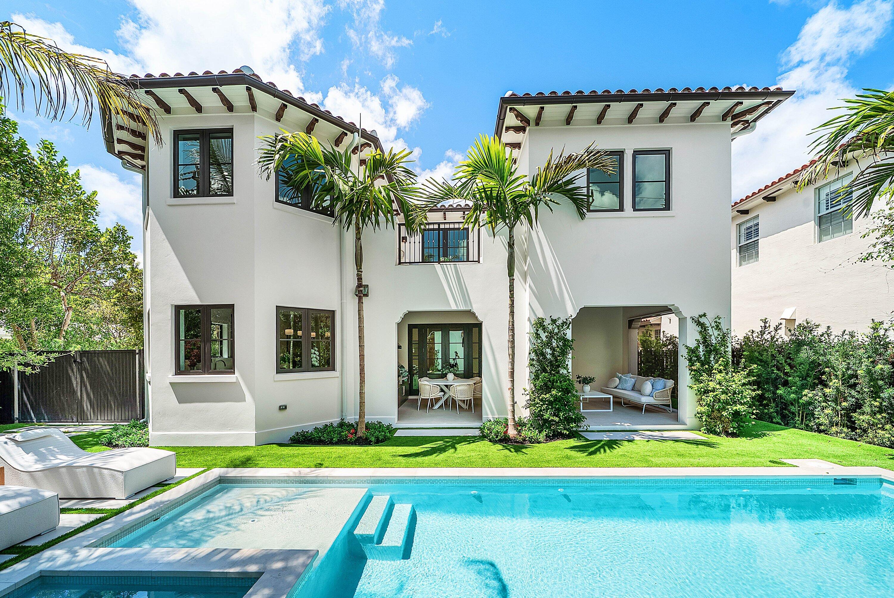 230 Pershing Way West Palm Beach, FL 33401