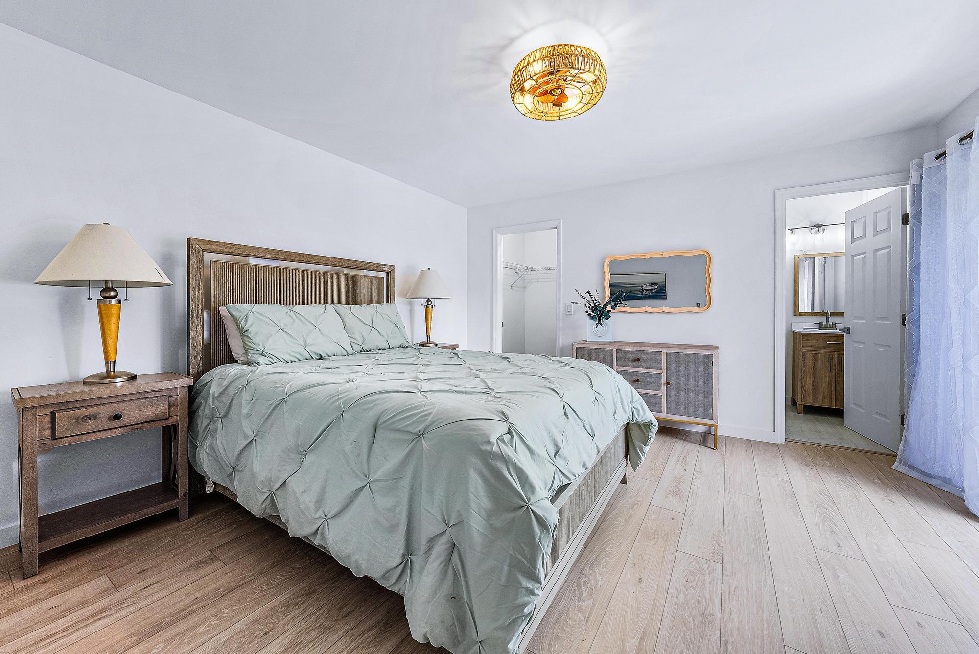 825 Center #42c Jupiter, FL 33458