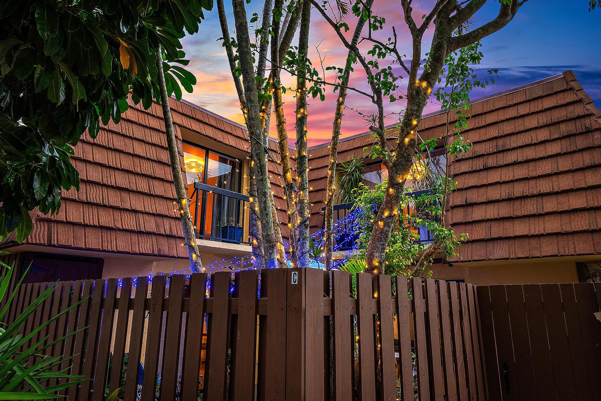 825 Center #42c Jupiter, FL 33458