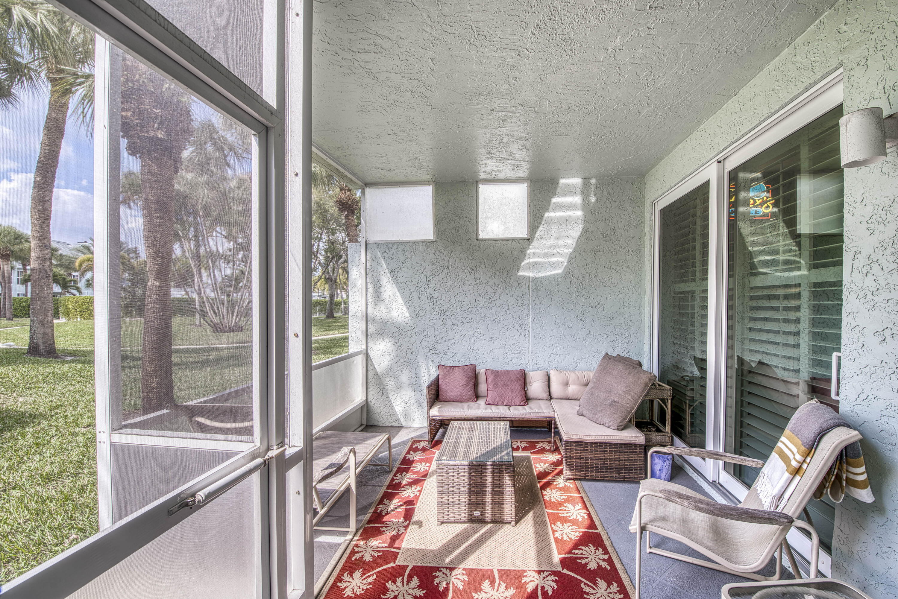 1304 Mainsail Jupiter, FL 33477