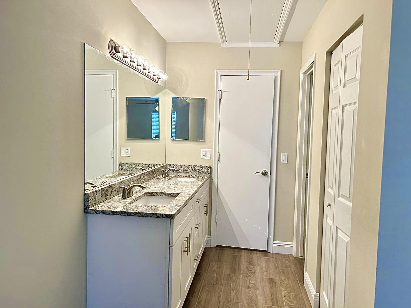 2811 SW 15th #202 Delray Beach, FL 33445