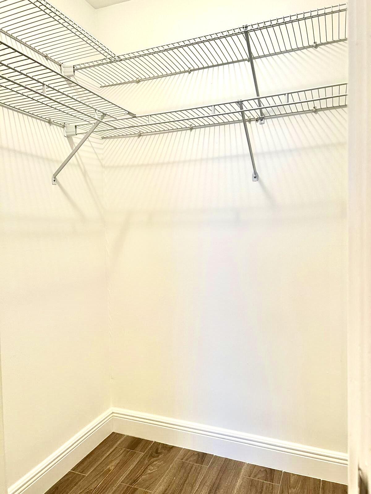 2811 SW 15th #202 Delray Beach, FL 33445