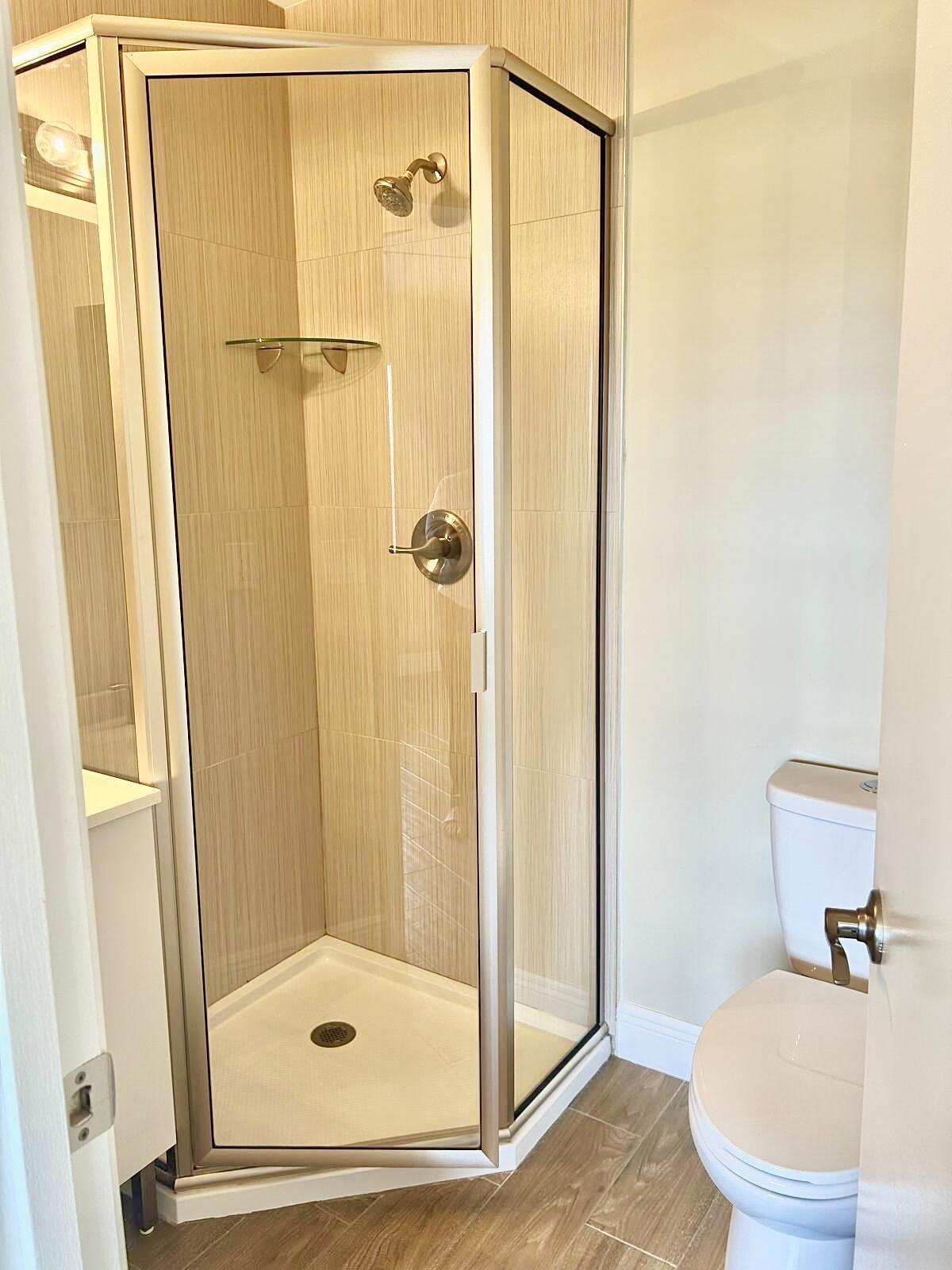 2811 SW 15th #202 Delray Beach, FL 33445