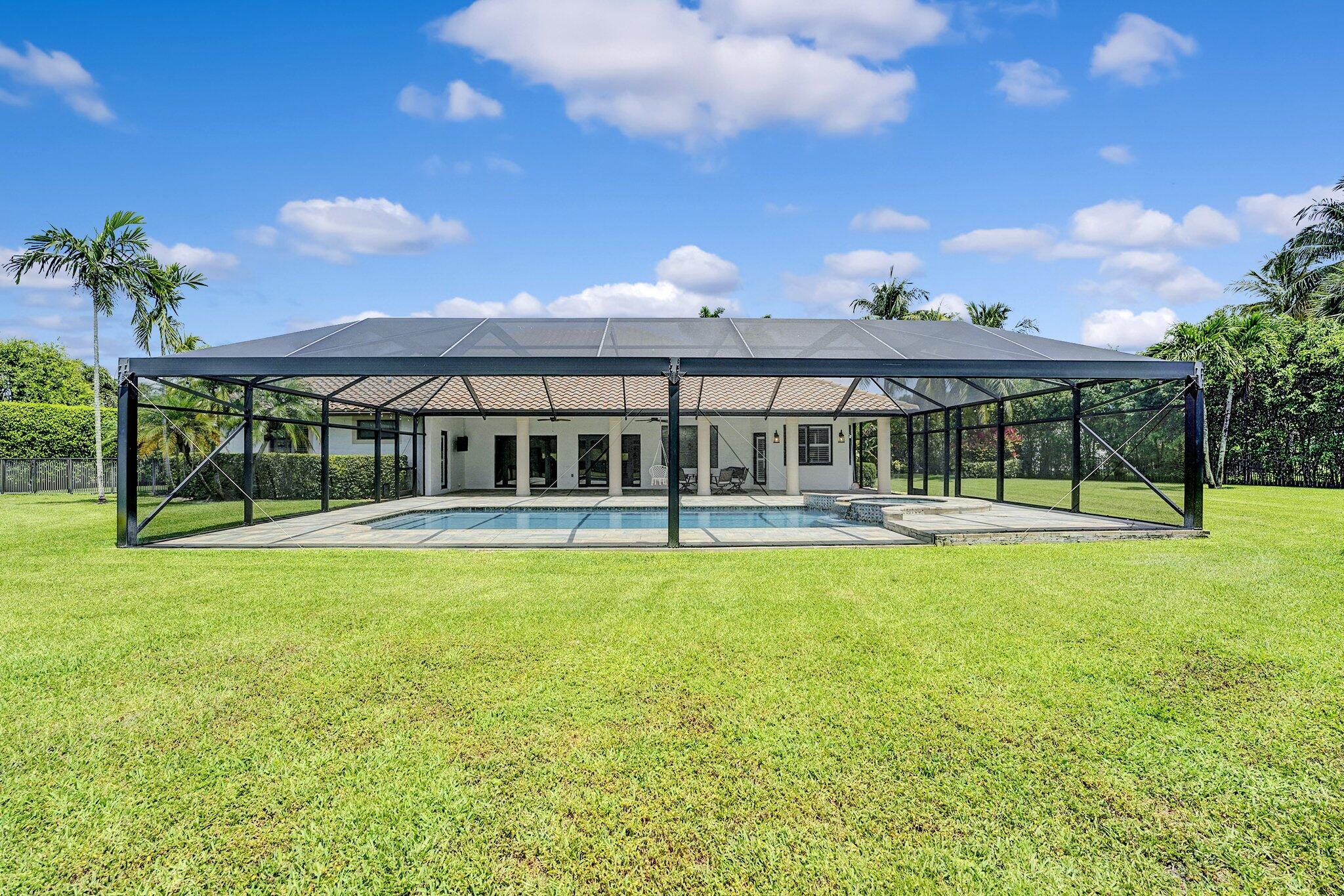 2386 Sunderland Ave Wellington, FL 33414