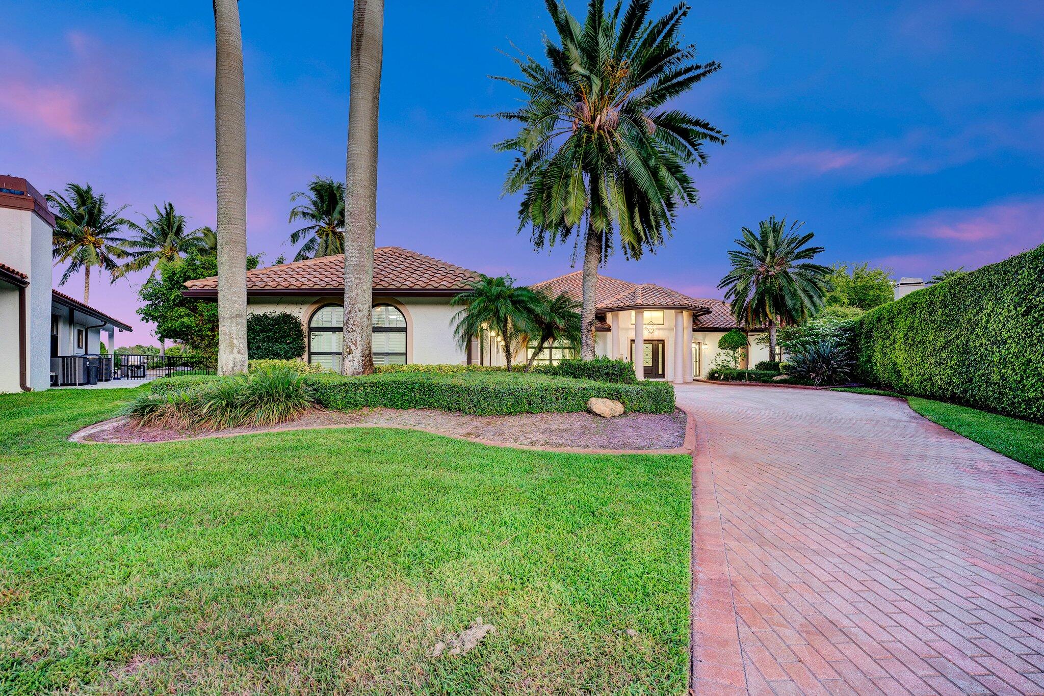 2386 Sunderland Ave Wellington, FL 33414