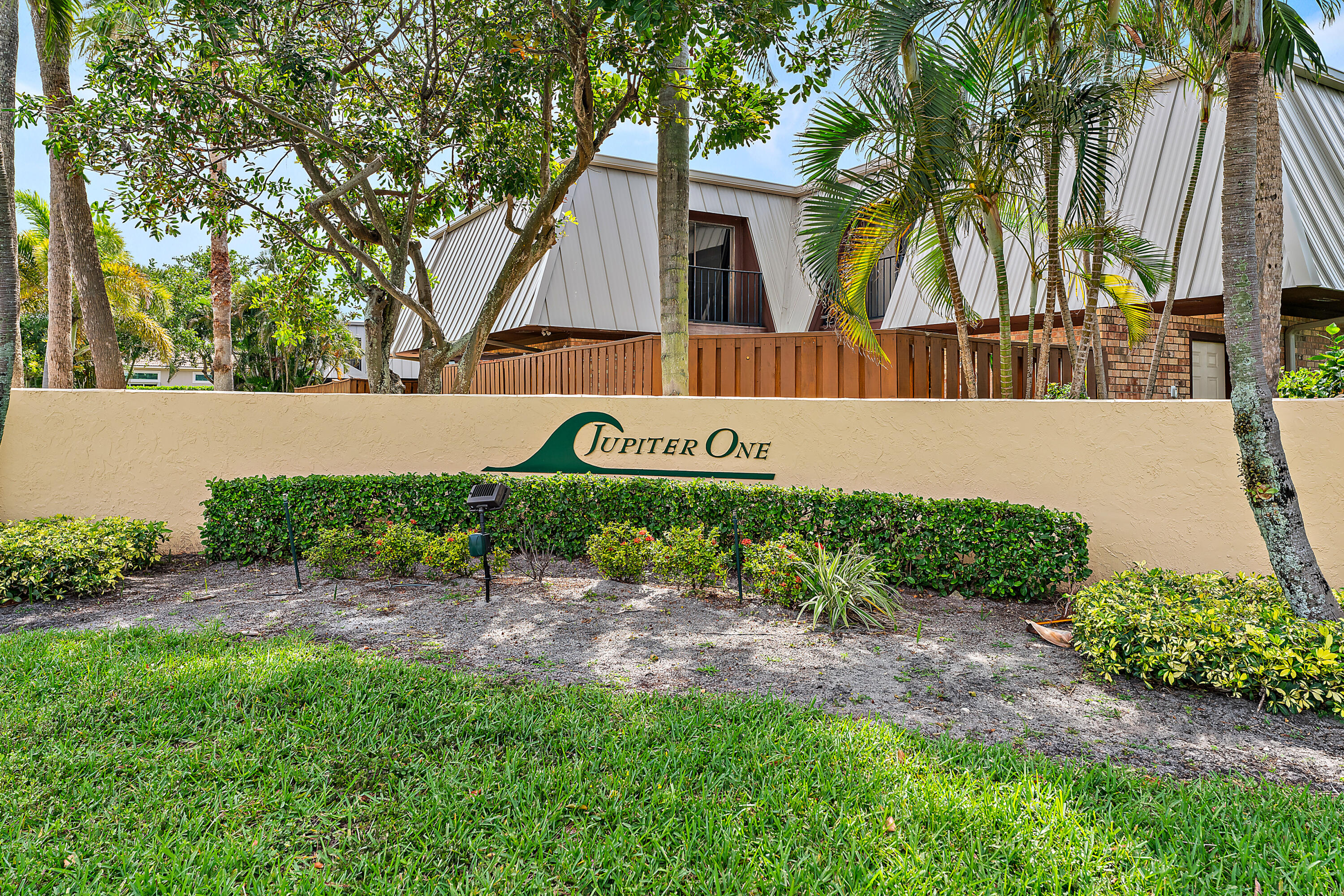 1420 Ocean #7c Jupiter, FL 33477