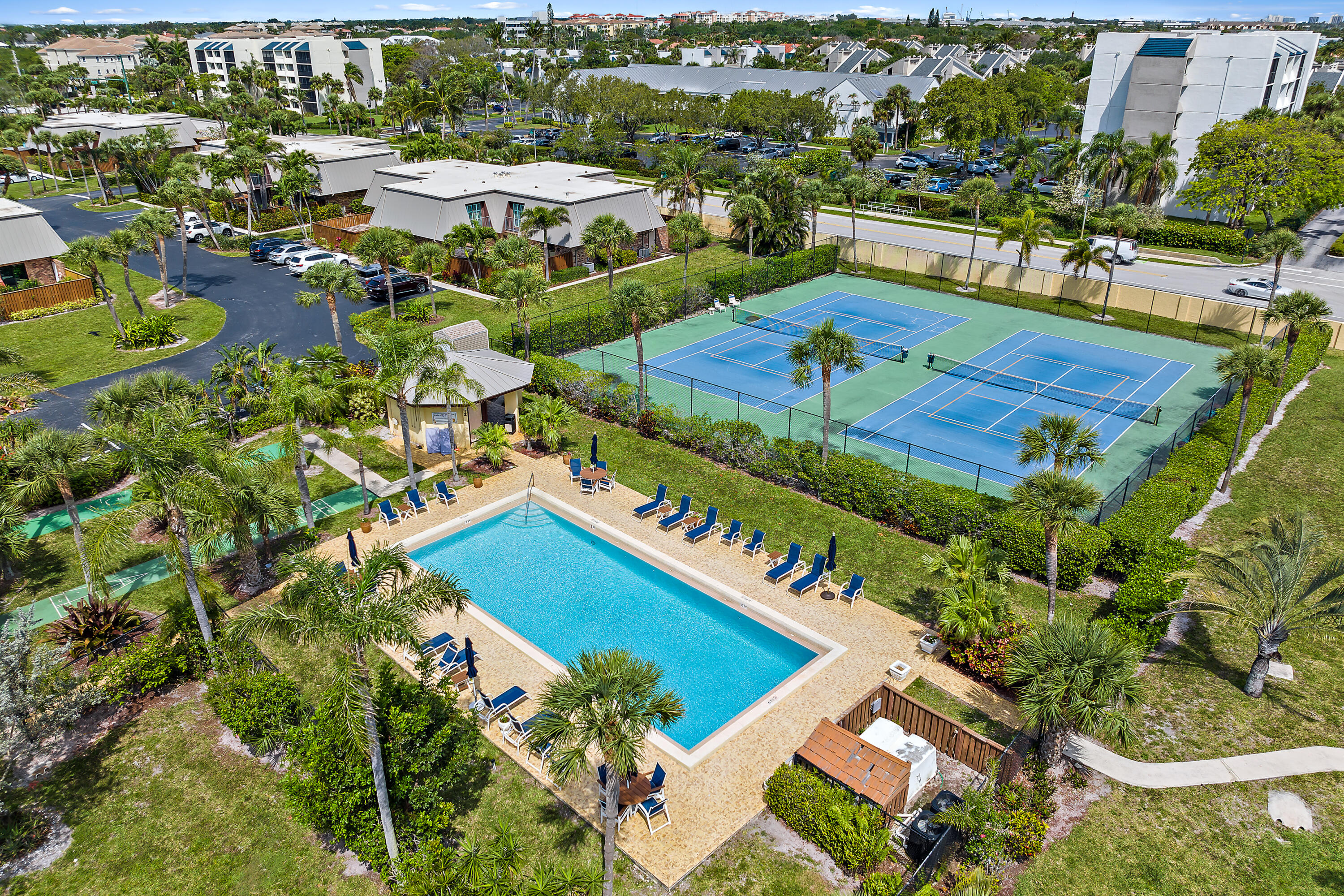 1420 Ocean #7c Jupiter, FL 33477