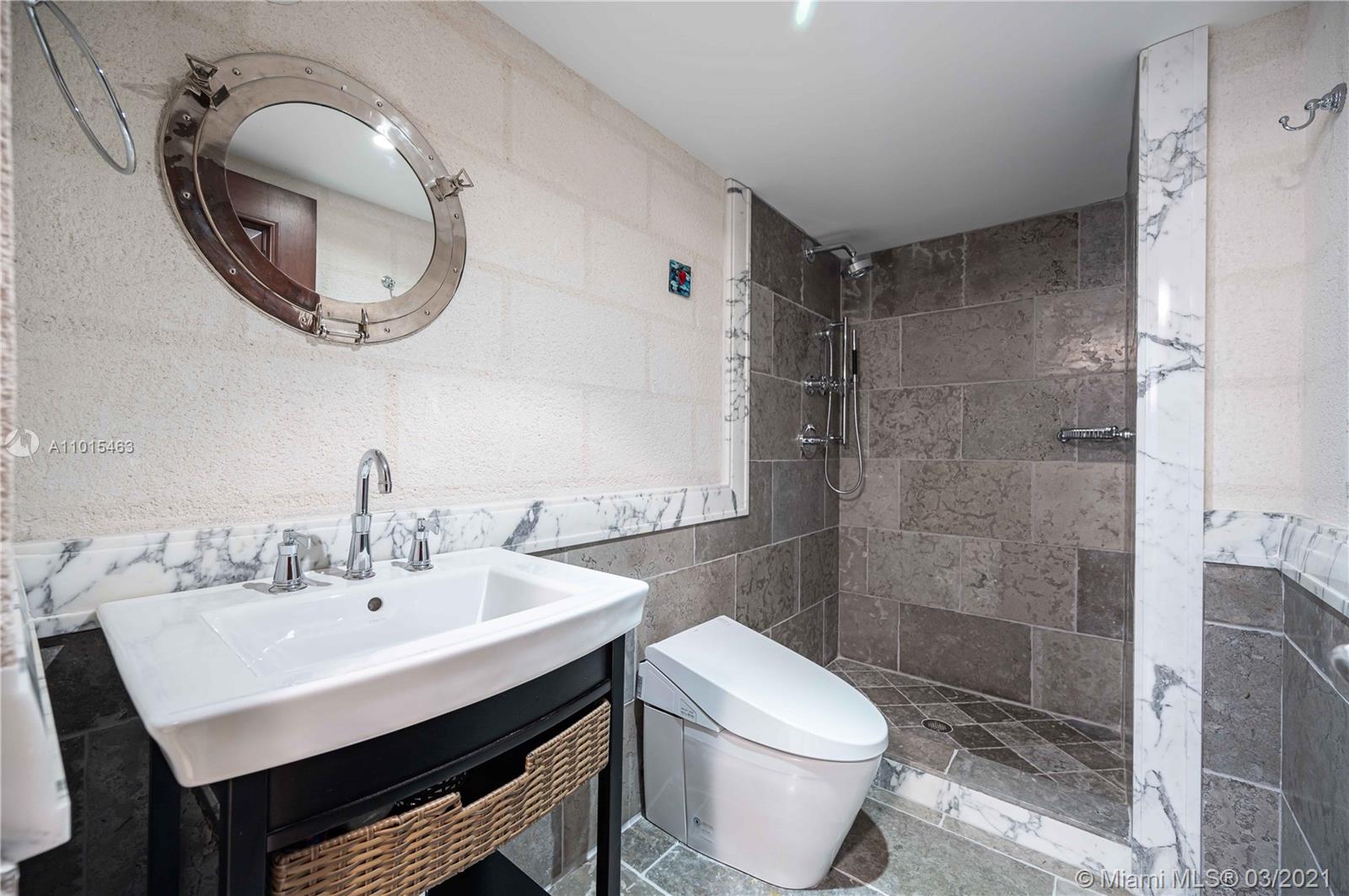 2951 S Bayshore Dr #PH-1 Miami, FL 33133