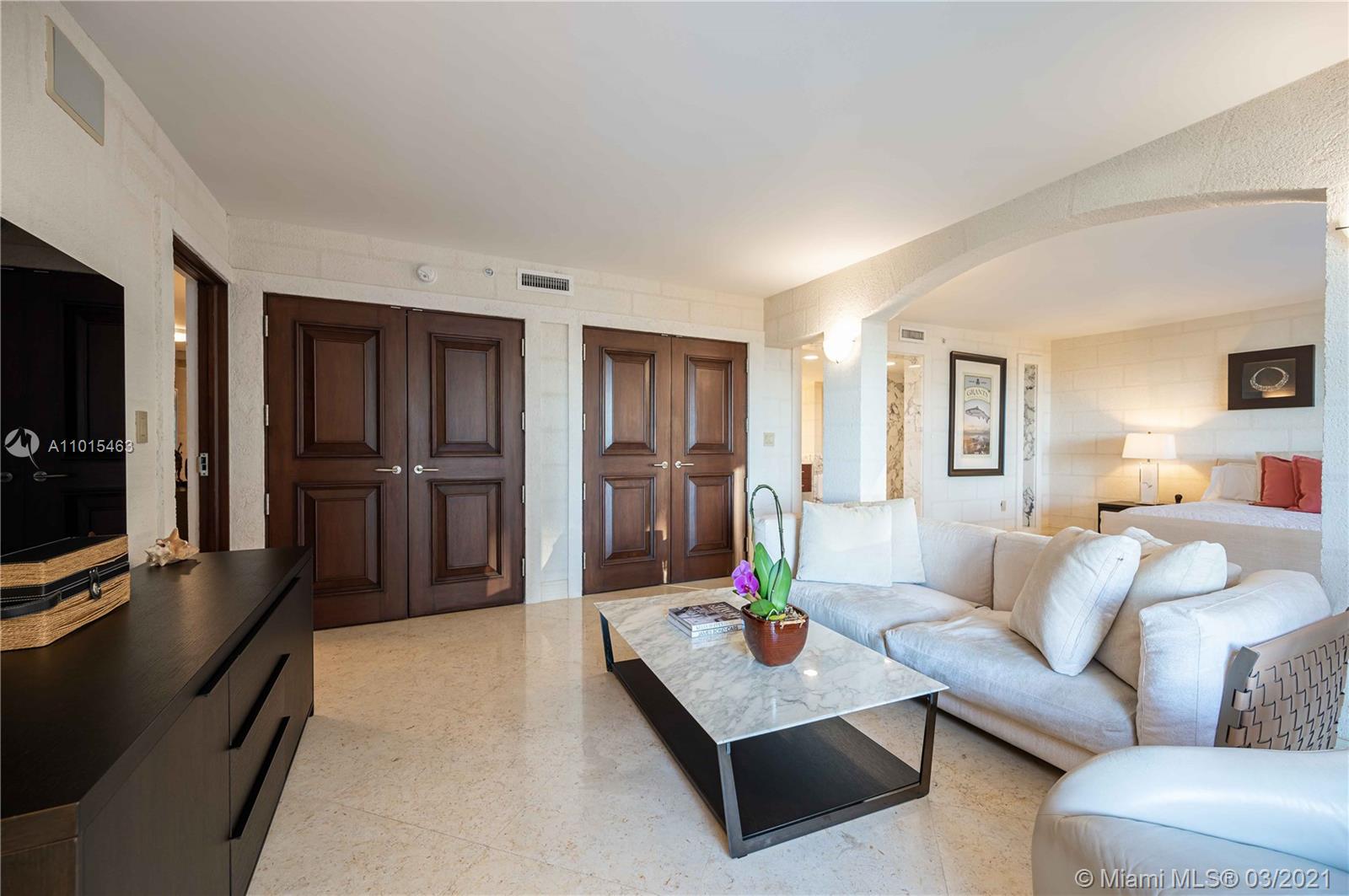 2951 S Bayshore Dr #PH-1 Miami, FL 33133