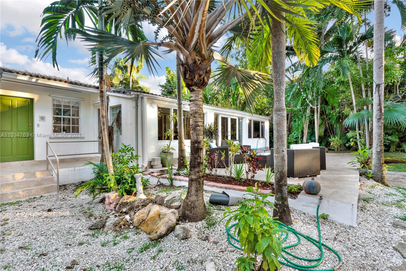 Houses For Sale in Bay Point Miami