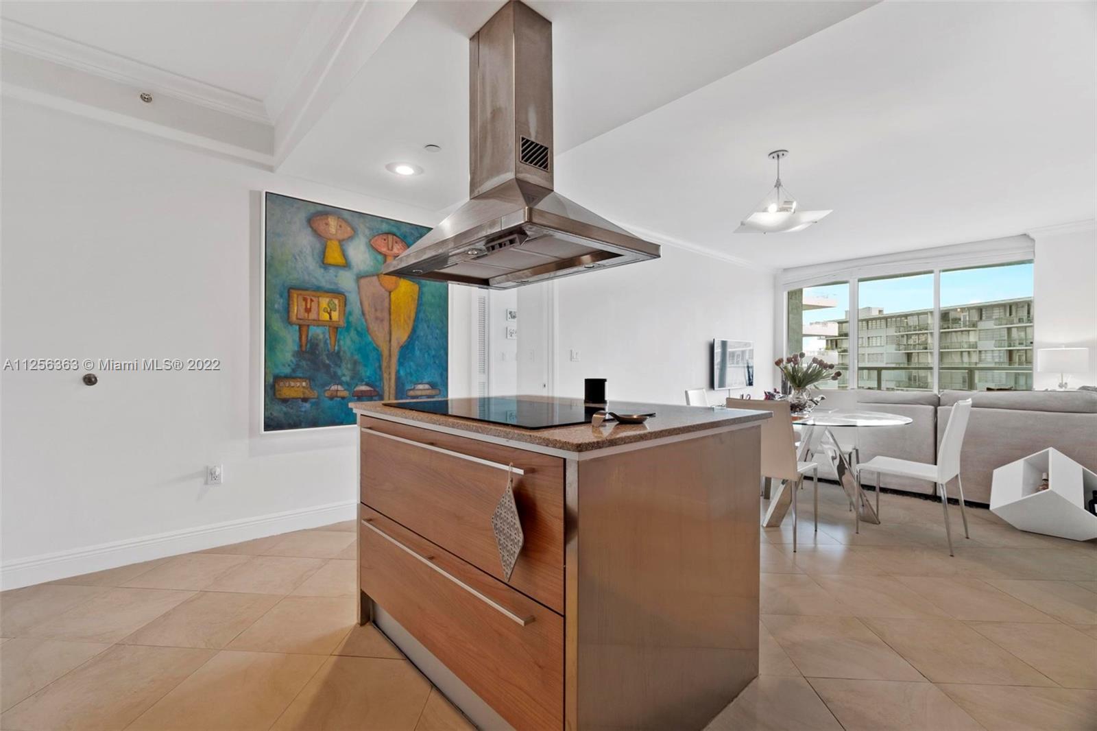 218 SE 14th St #1003 Miami, FL 33131