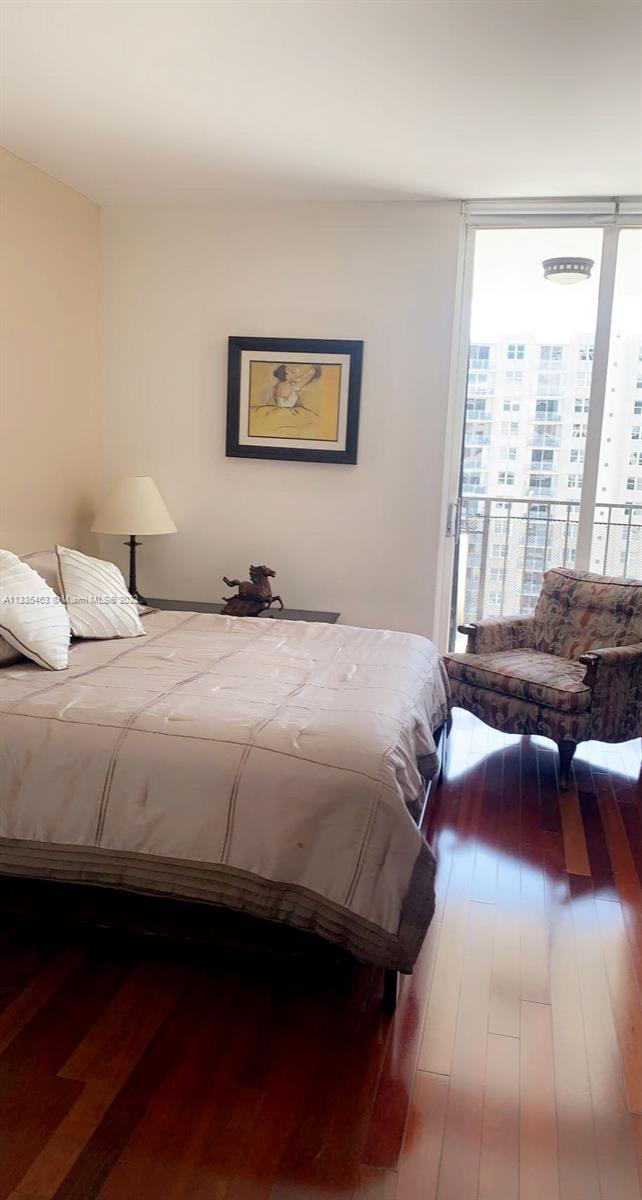 image Brickell Key One11