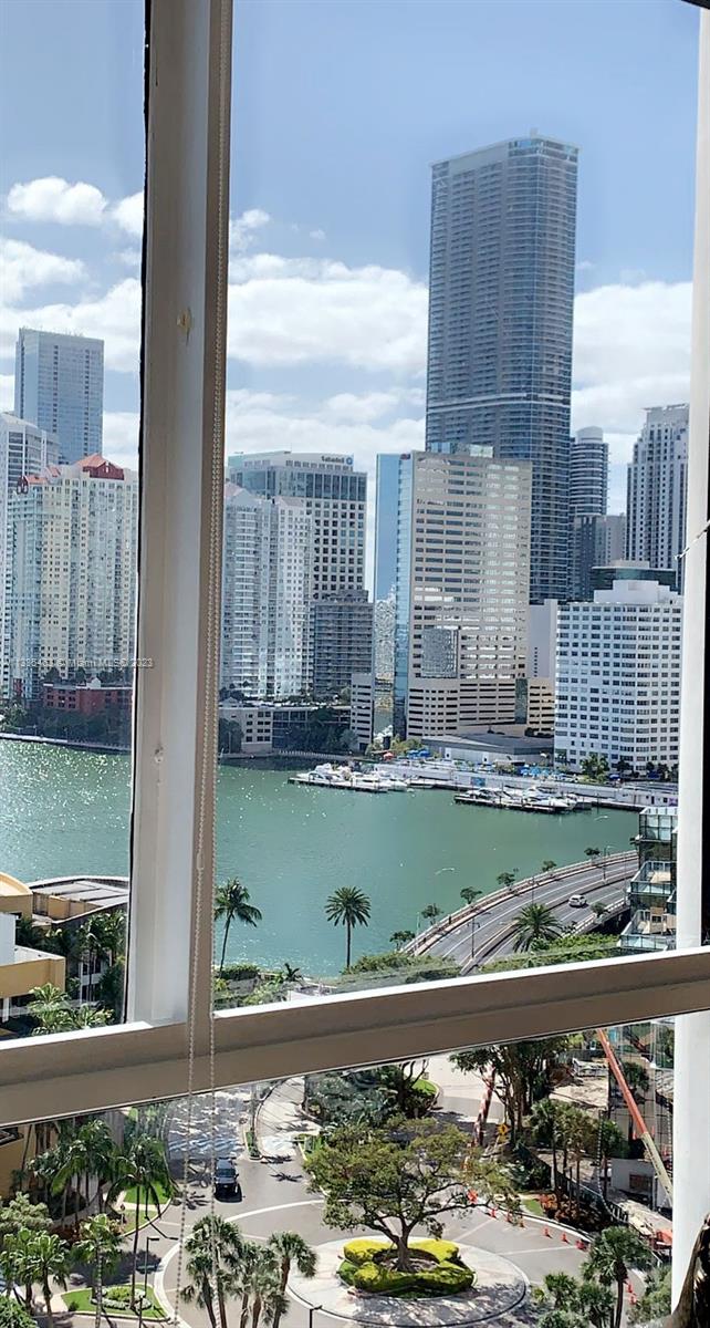 image Brickell Key One21