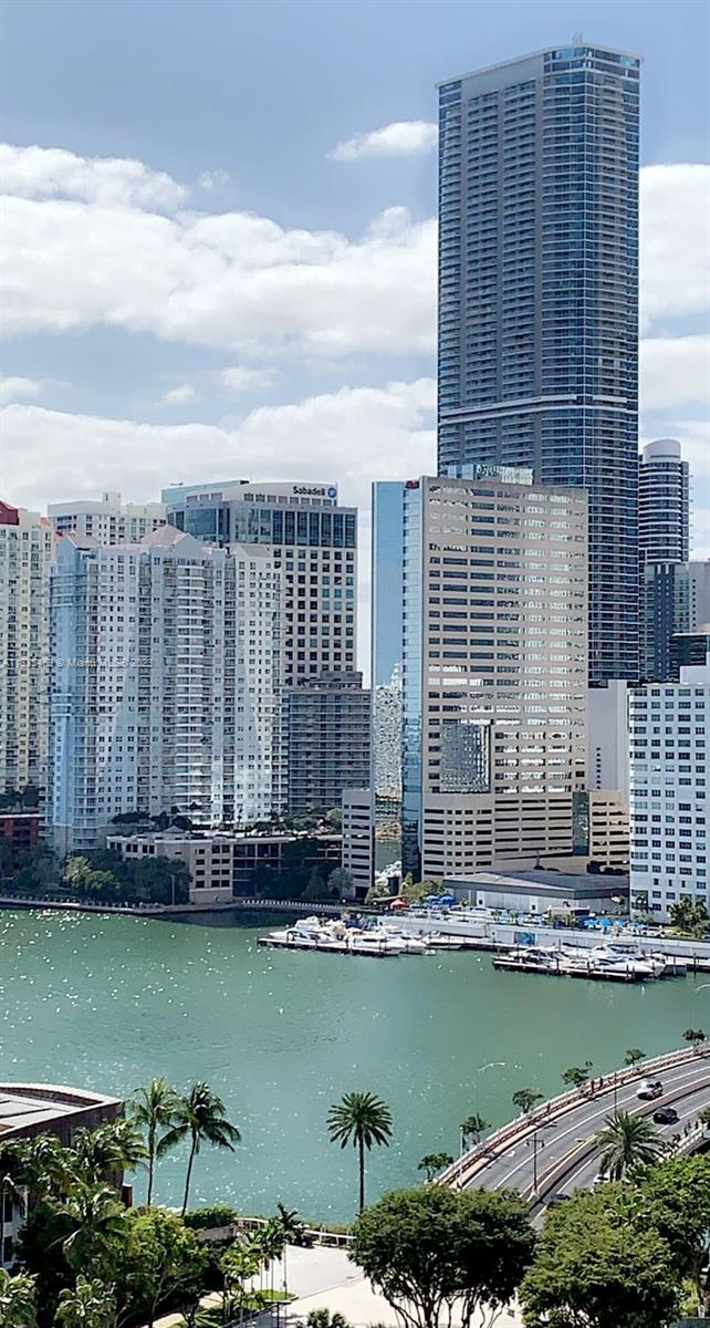 image Brickell Key One24