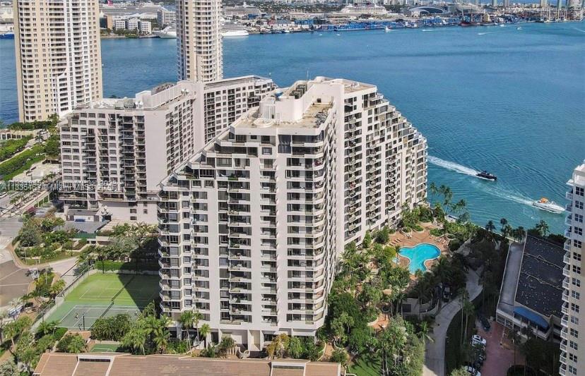 image Brickell Key One28