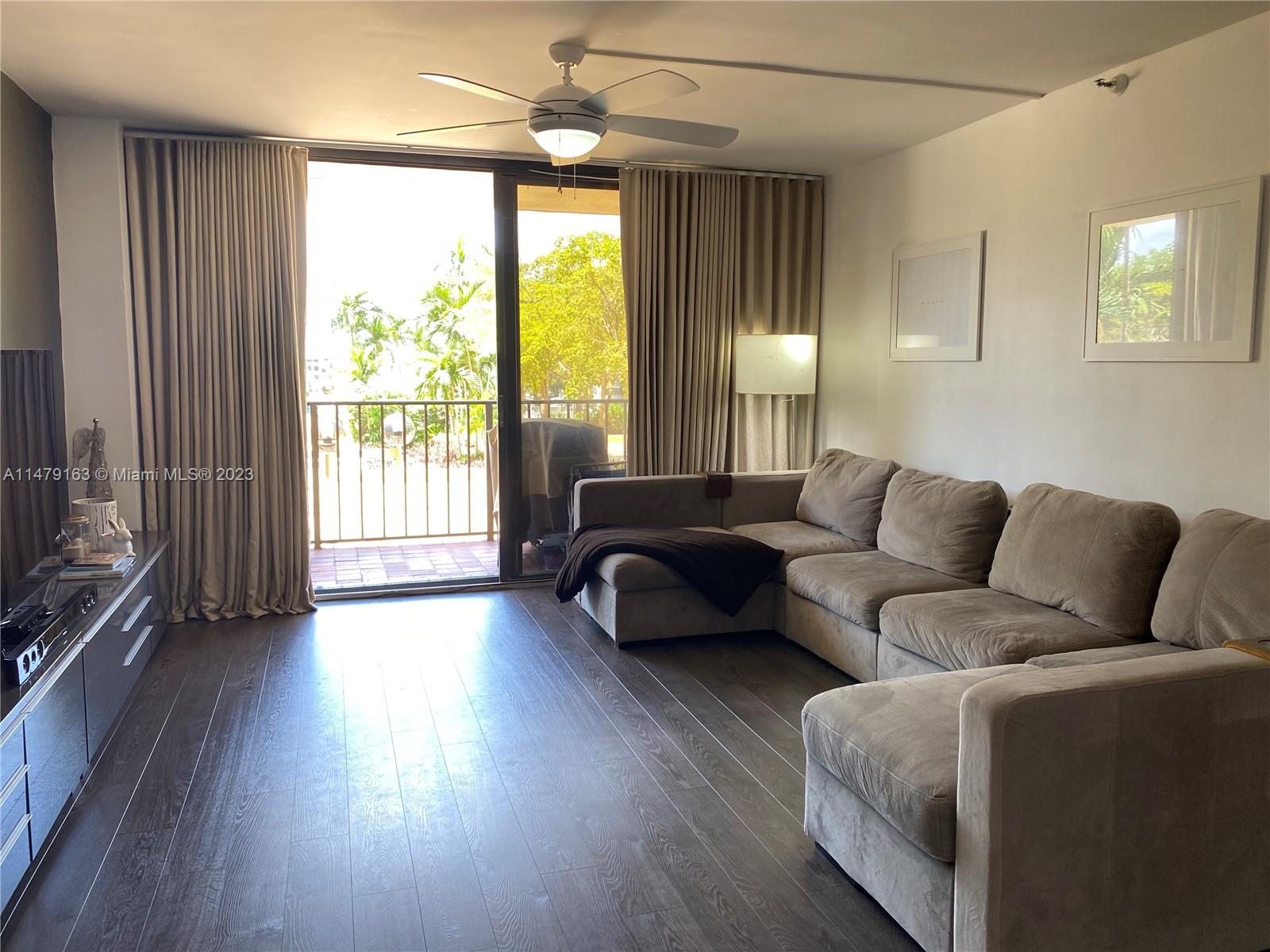 image Winston Towers 70010