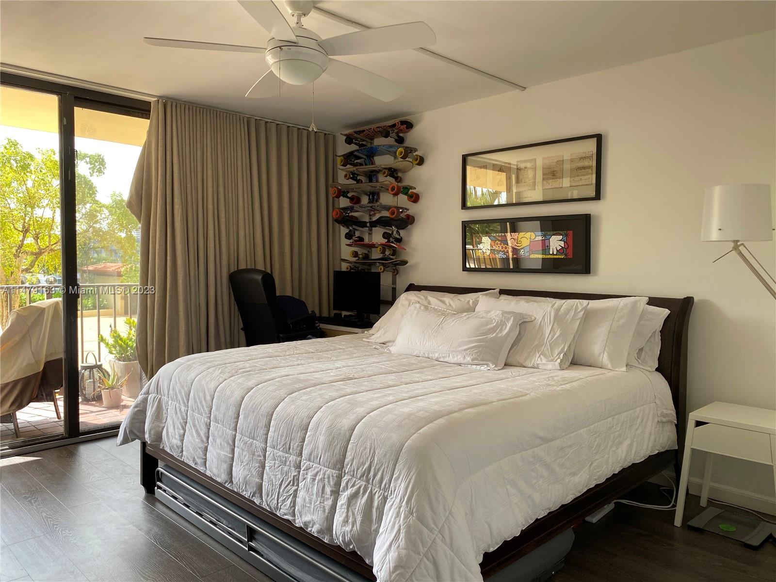 image Winston Towers 70020