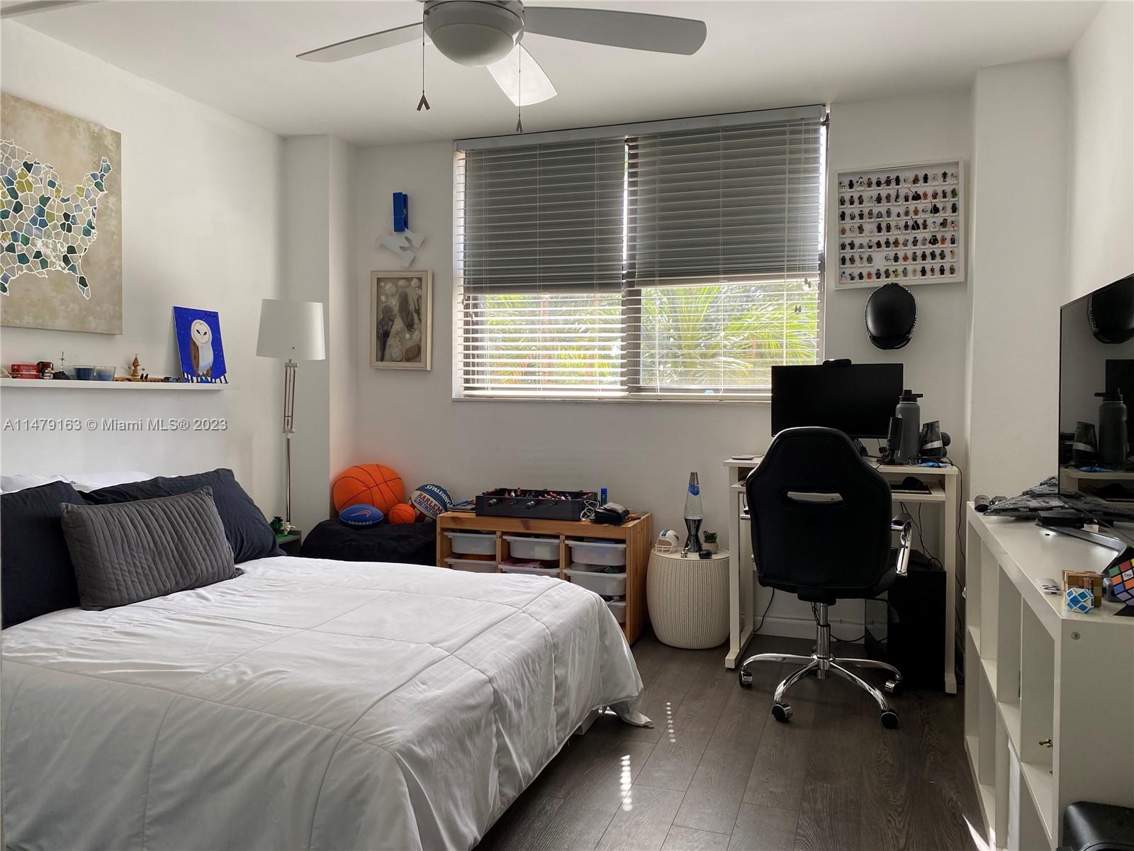 image Winston Towers 70027