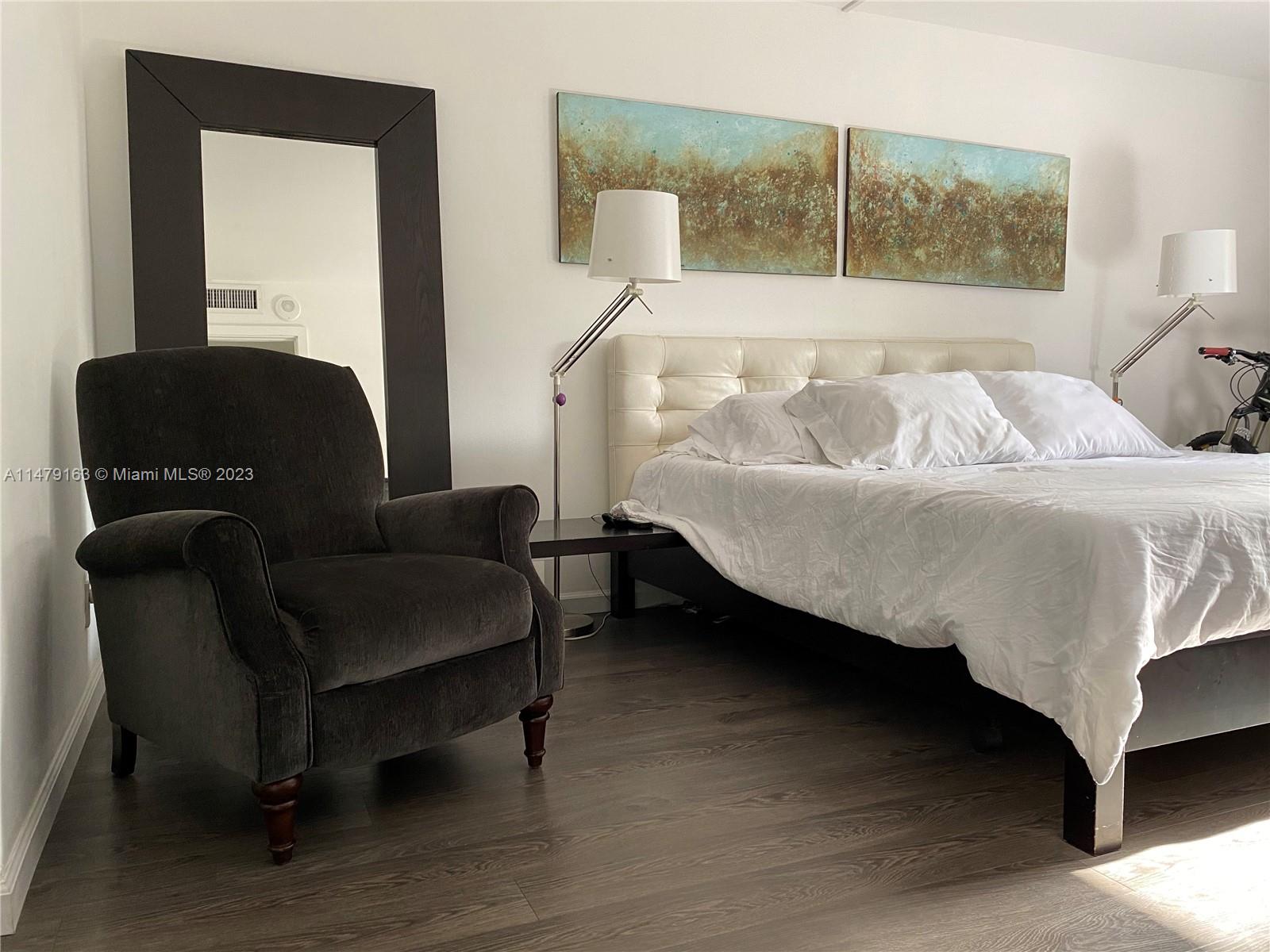 image Winston Towers 70030