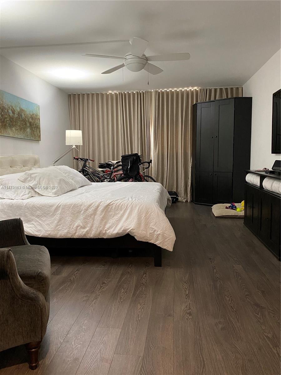 image Winston Towers 70033