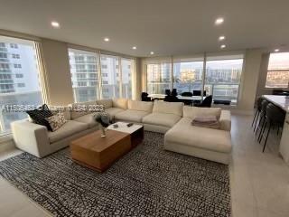 2751 S Ocean Dr #5S