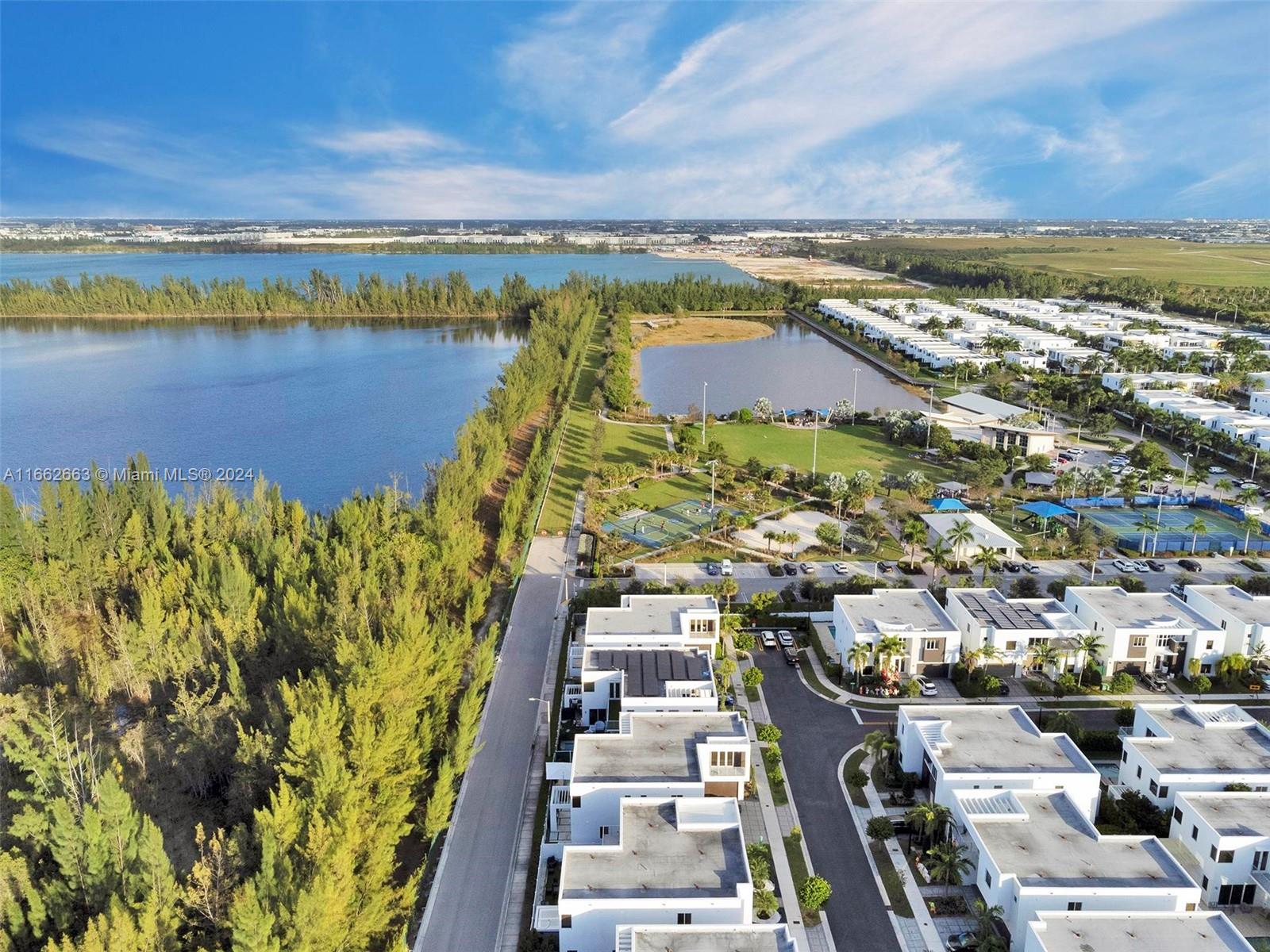 10055 NW 77th St Doral, FL 33178