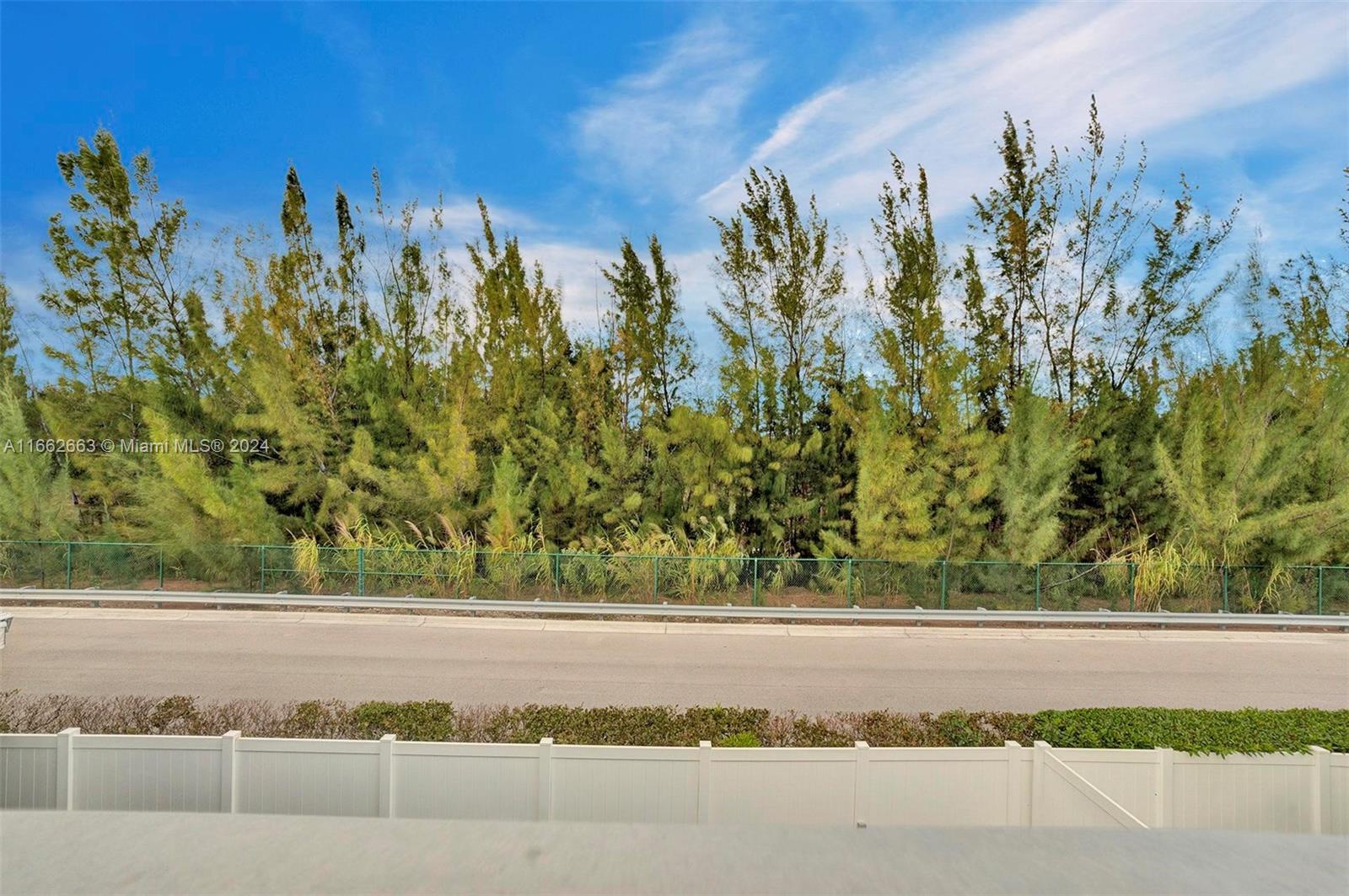 10055 NW 77th St Doral, FL 33178