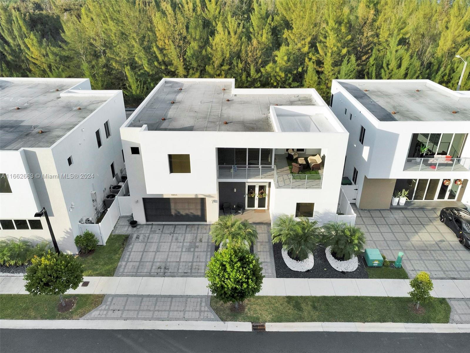 10055 NW 77th St Doral, FL 33178