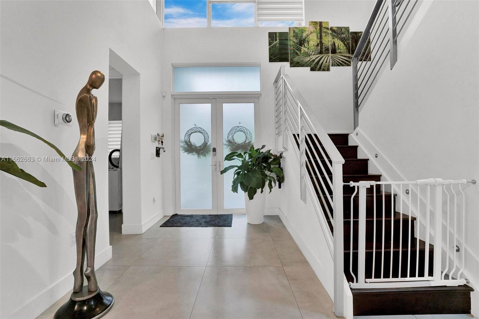 10055 NW 77th St Doral, FL 33178