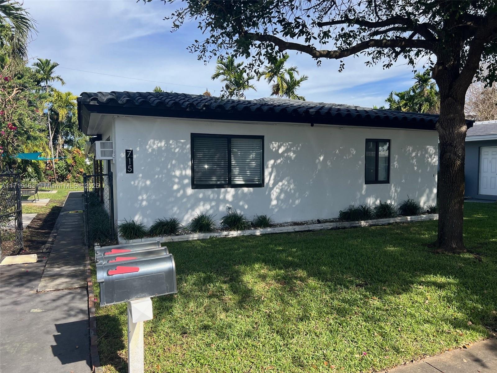 Duplex / Quad Plex / Triplex