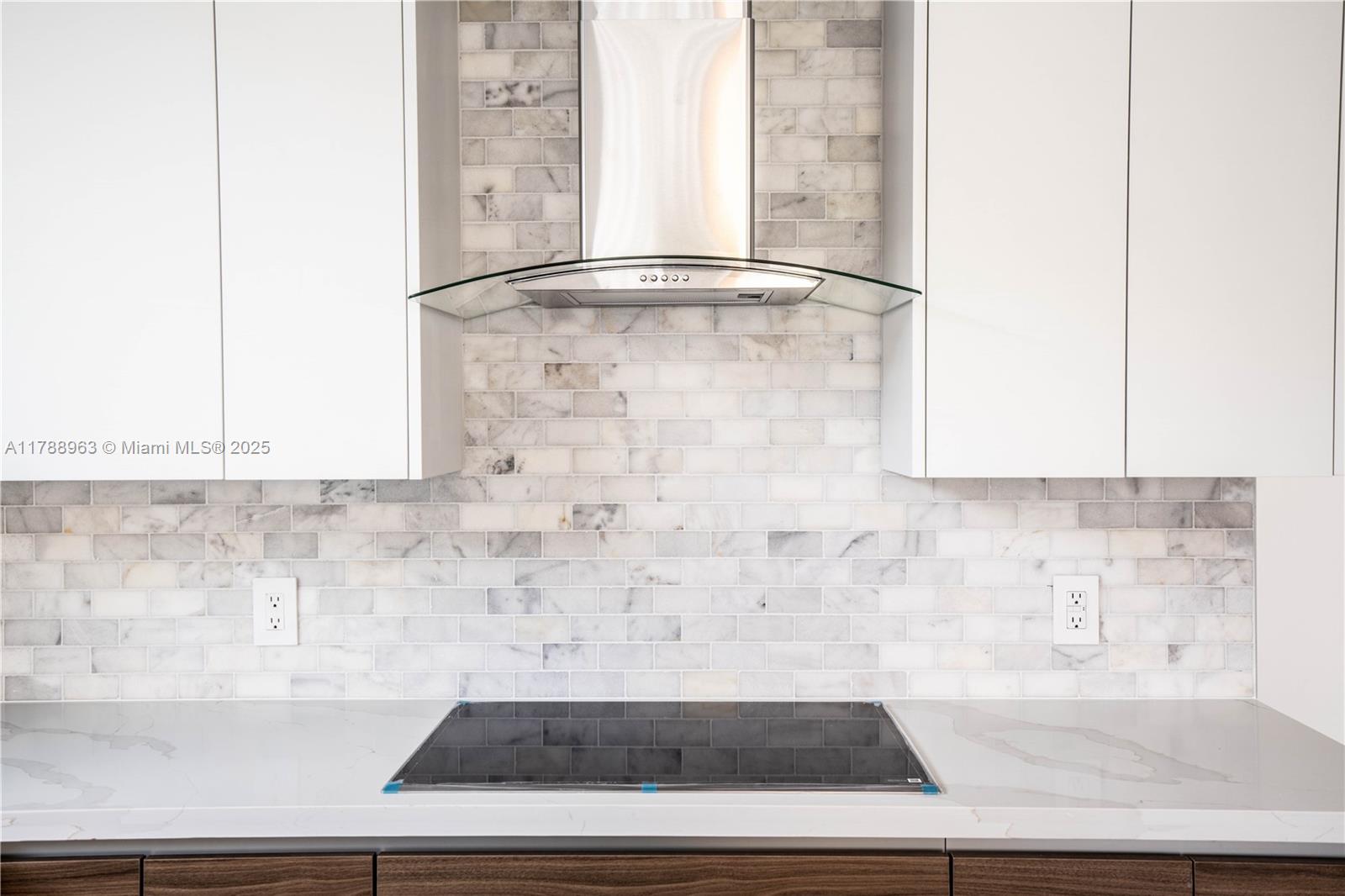 910 SW 24th Rd Miami, FL 33129