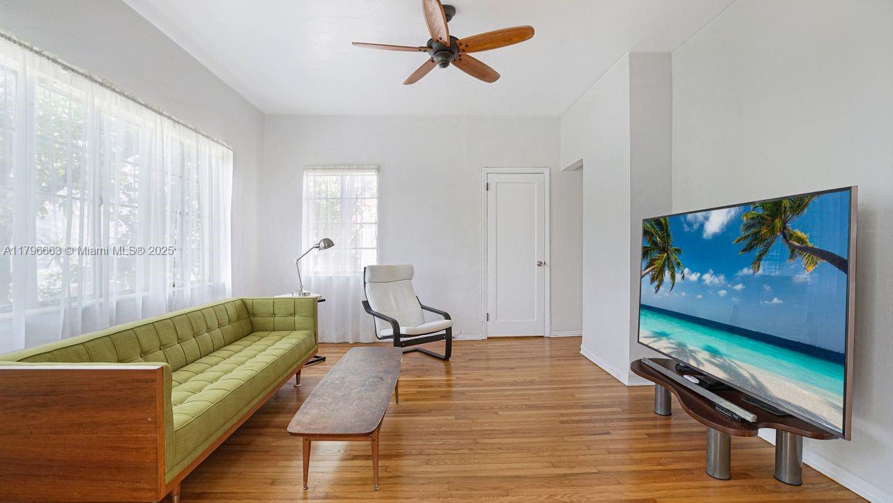 1423 Biarritz Dr Miami Beach, FL 33141