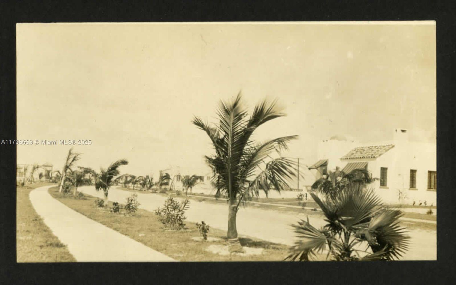 1423 Biarritz Dr Miami Beach, FL 33141