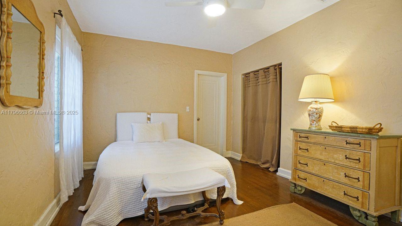 1423 Biarritz Dr Miami Beach, FL 33141