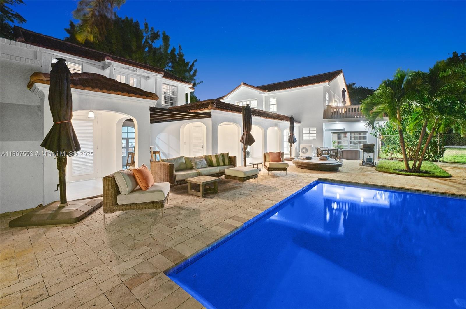 321 SW 1st Ave Boynton Beach, FL 33435