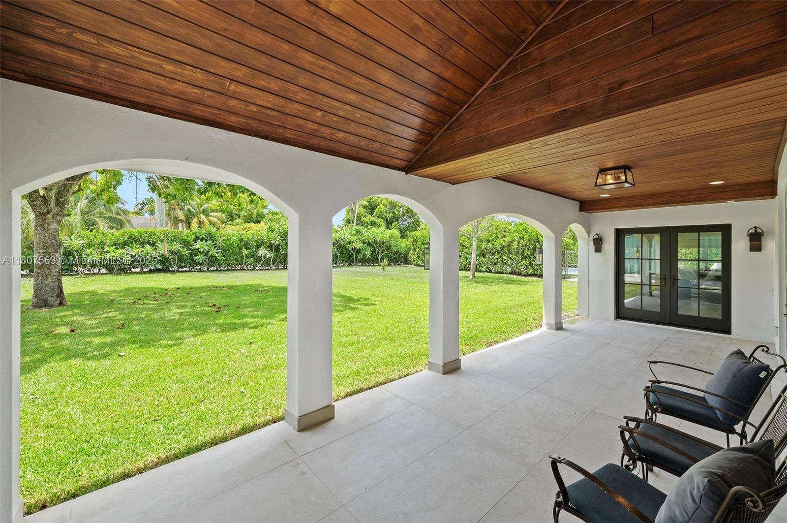 321 SW 1st Ave Boynton Beach, FL 33435