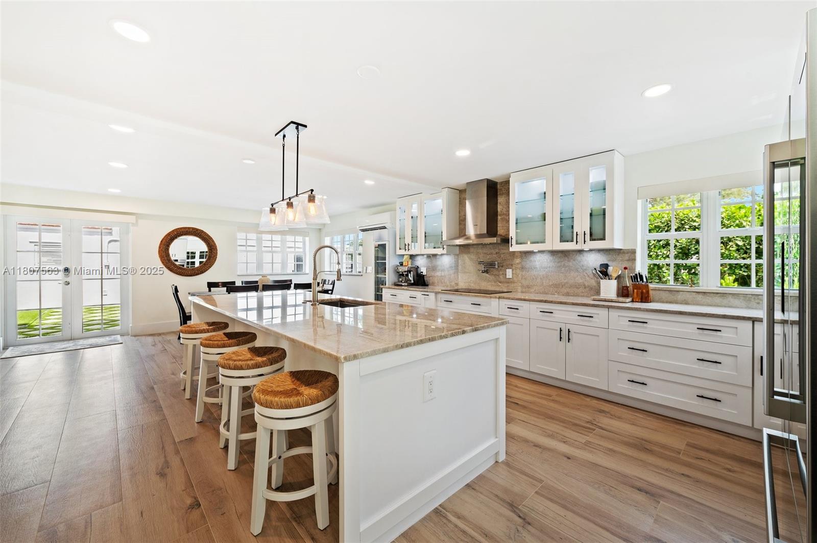 321 SW 1st Ave Boynton Beach, FL 33435