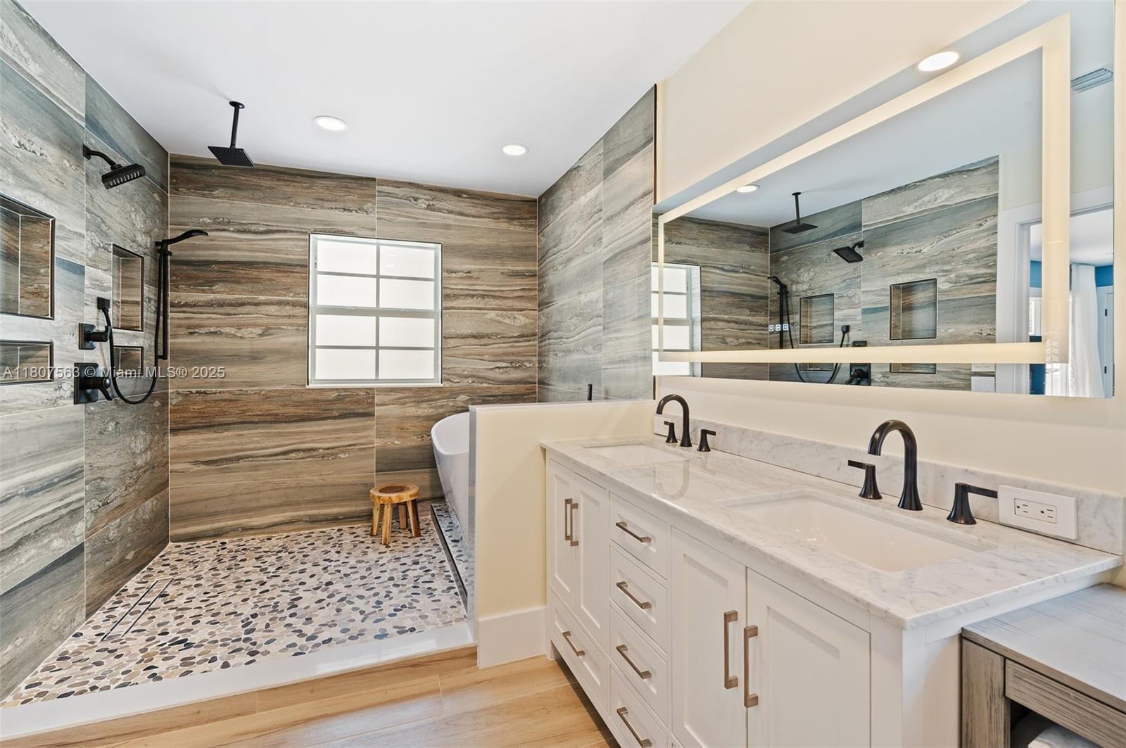 321 SW 1st Ave Boynton Beach, FL 33435