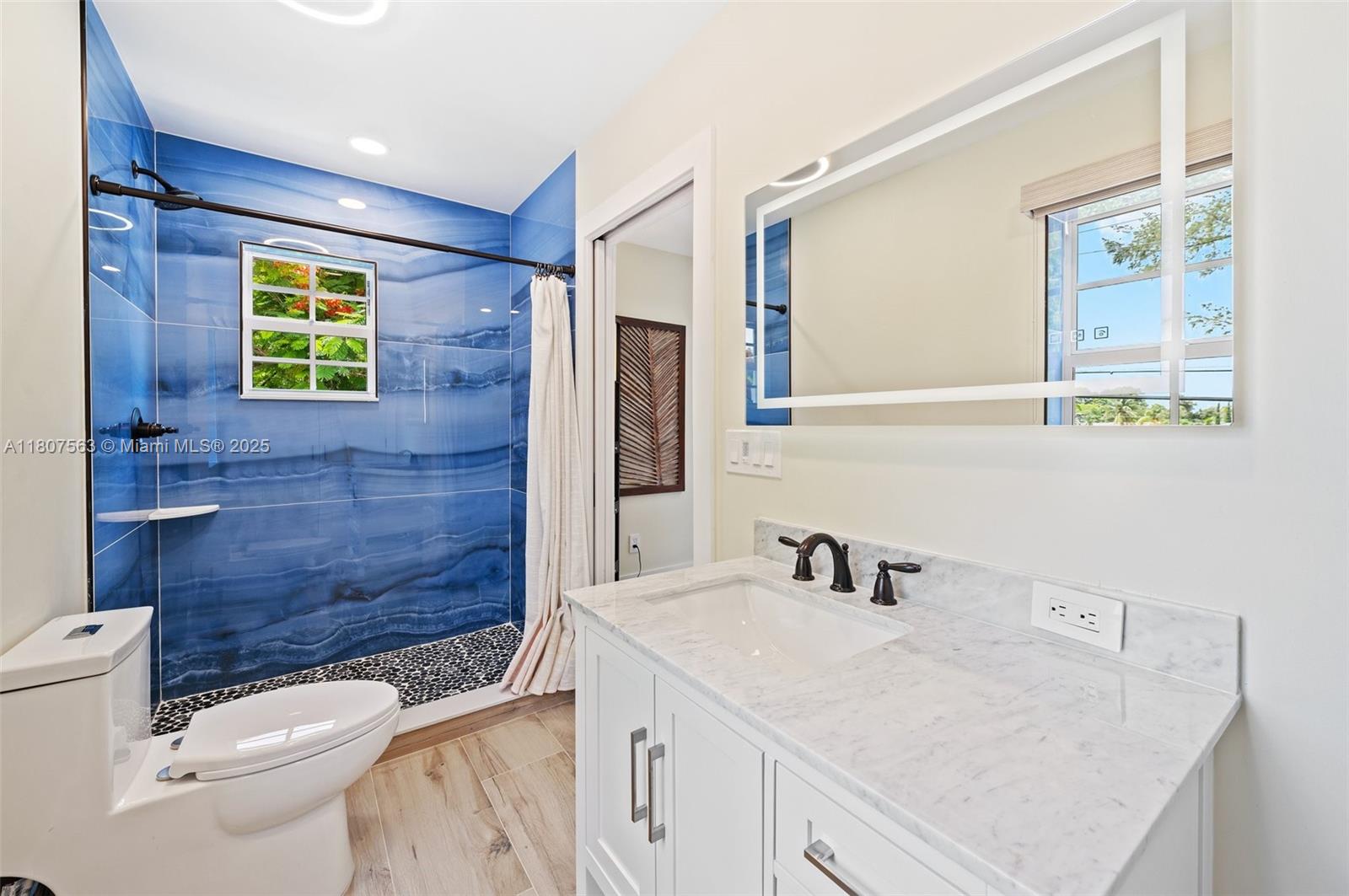 321 SW 1st Ave Boynton Beach, FL 33435