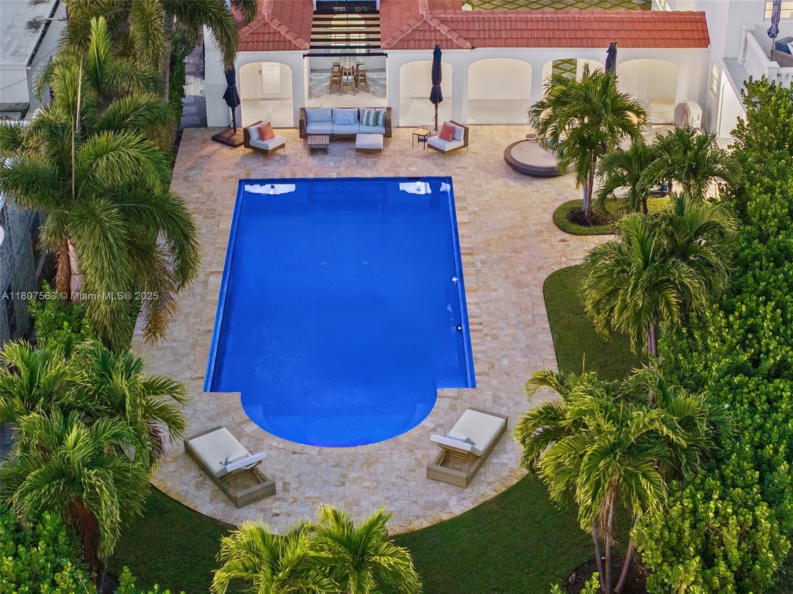 321 SW 1st Ave Boynton Beach, FL 33435