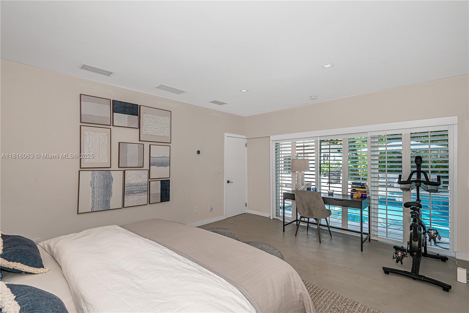 375 Harbor Ct #. Key Biscayne, FL 33149 375 Harbor Ct #. Key Biscayne, FL 33149