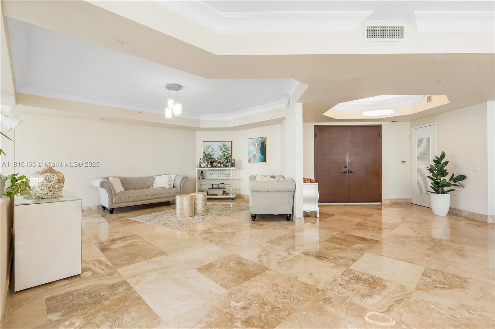 1460 S Ocean Blvd #304 Lauderdale By The Sea, FL 33062