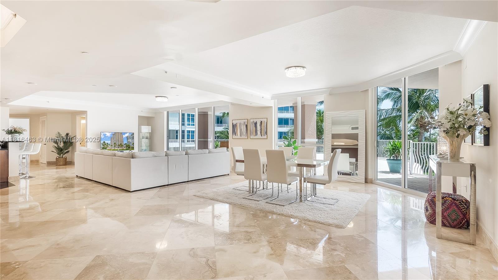 1460 S Ocean Blvd #304 Lauderdale By The Sea, FL 33062