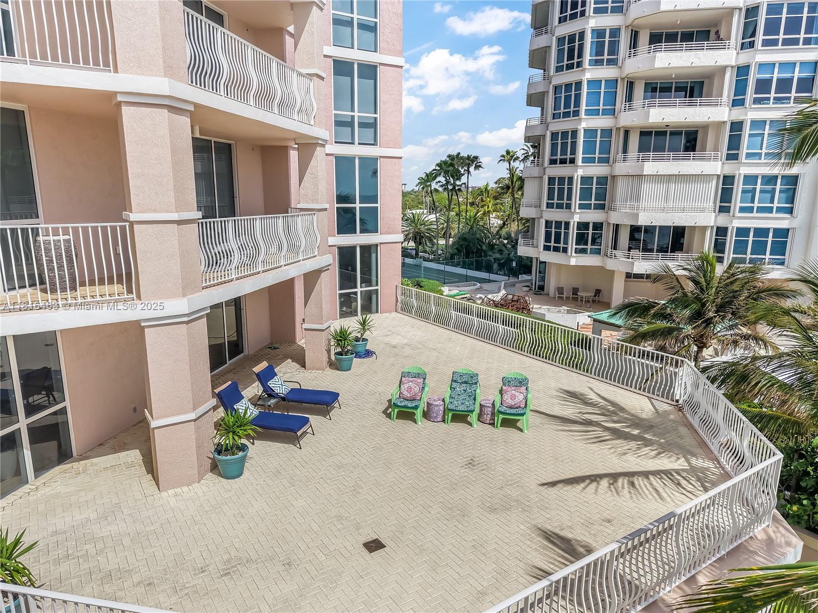 1460 S Ocean Blvd #304 Lauderdale By The Sea, FL 33062
