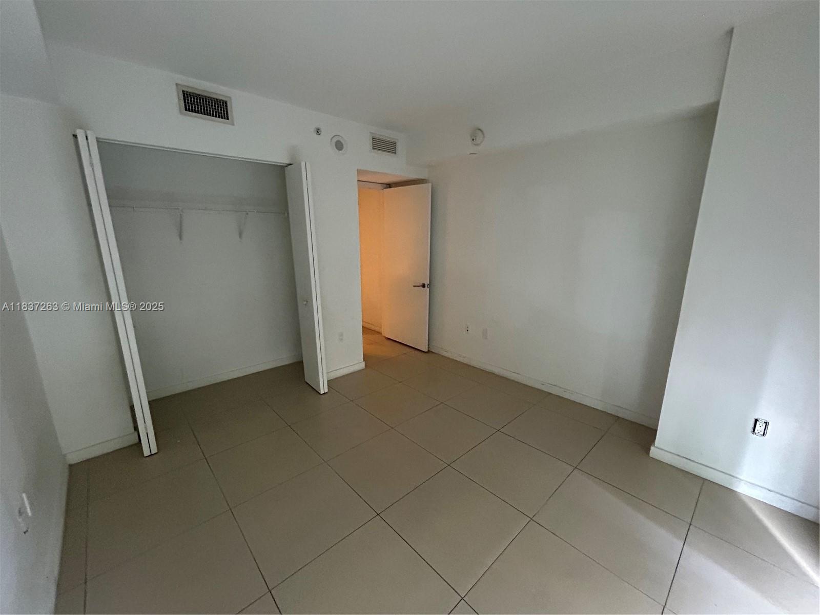image Mybrickell Condo10