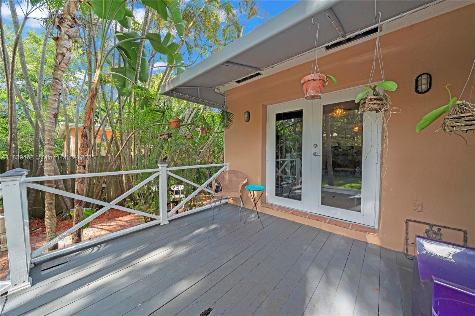 2665 SW 17th Ave Miami, FL 33133