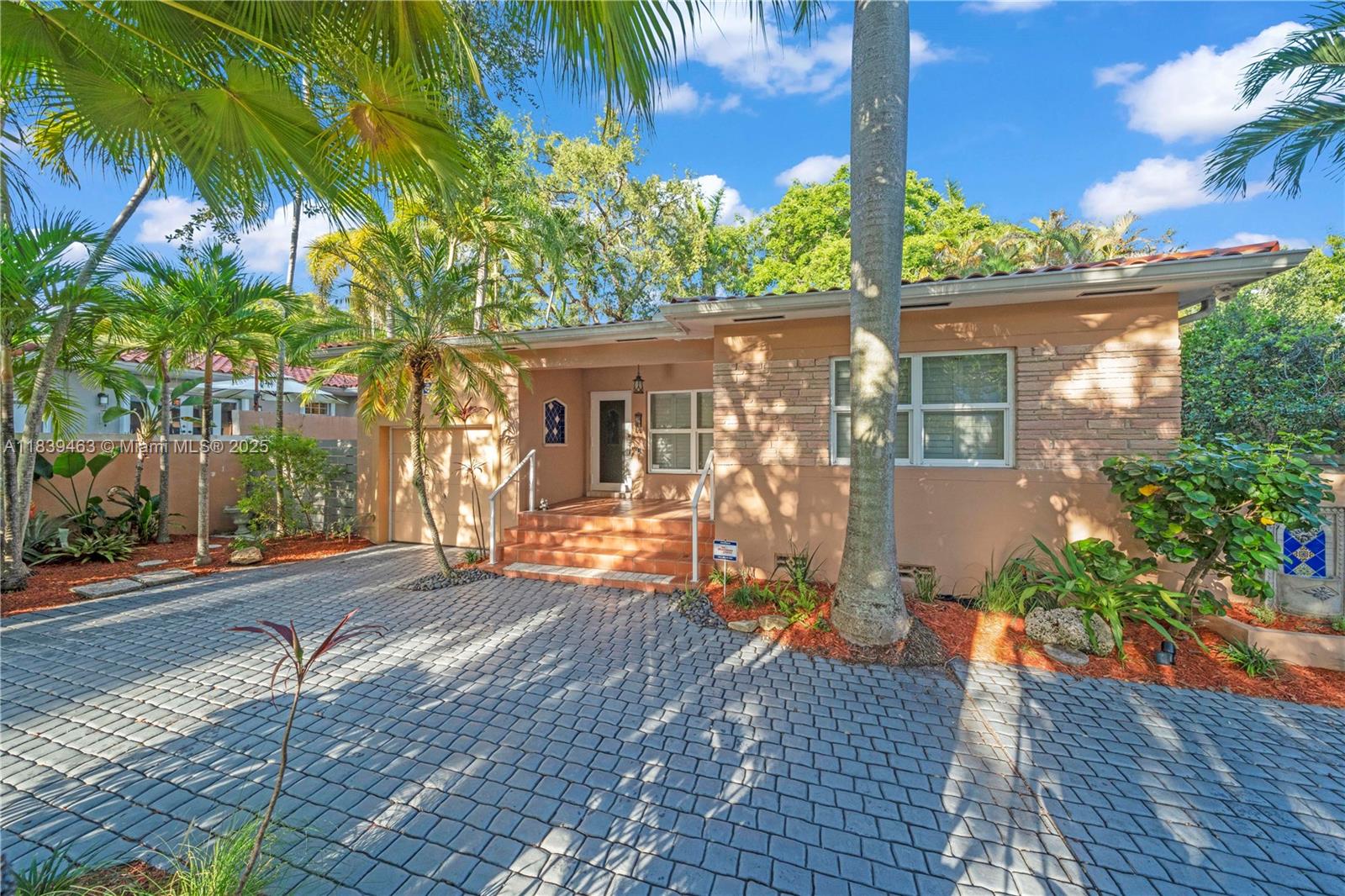 2665 SW 17th Ave Miami, FL 33133